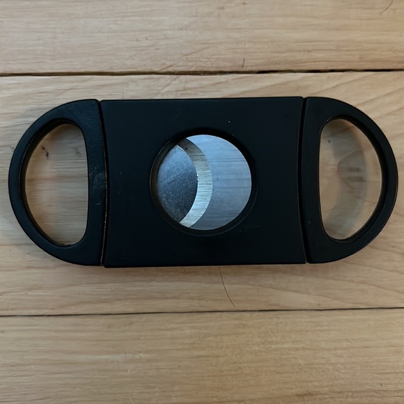 Cigar cutter - Picture 2 of 3